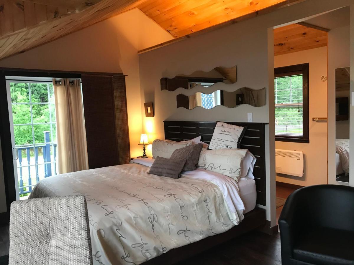 Domaine De La Baie, Les Suites ชาวินิแกน ภายนอก รูปภาพ
